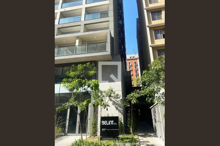 Studio à venda com 24m², 1 quarto e sem vaga Studio à venda com 24m², 1 quarto e sem vagaFachada do Prédio