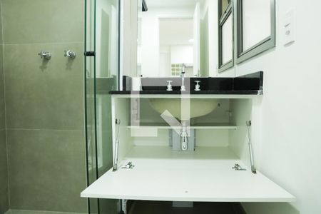 Banheiro de kitnet/studio à venda com 1 quarto, 24m² em Consolação, São Paulo