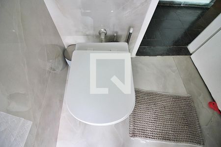 Casa à venda com 224m², 4 quartos e 2 vagasBanheiro Social 2