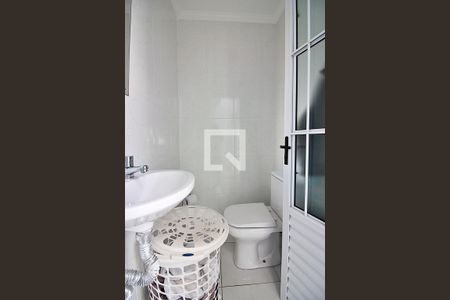 Casa à venda com 224m², 4 quartos e 2 vagasBanheiro de Serviço