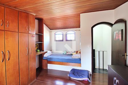 Casa à venda com 224m², 4 quartos e 2 vagasQuarto 4