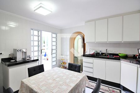 Casa à venda com 224m², 4 quartos e 2 vagasCozinha