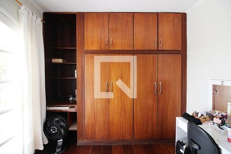 Casa à venda com 224m², 4 quartos e 2 vagasQuarto 3