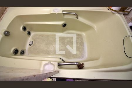 Casa à venda com 224m², 4 quartos e 2 vagasBanheiro do Quarto 1 - Suíte