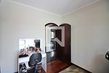 Casa à venda com 224m², 4 quartos e 2 vagasQuarto 3