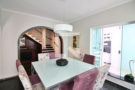 Casa à venda com 224m², 4 quartos e 2 vagasSala de Jantar