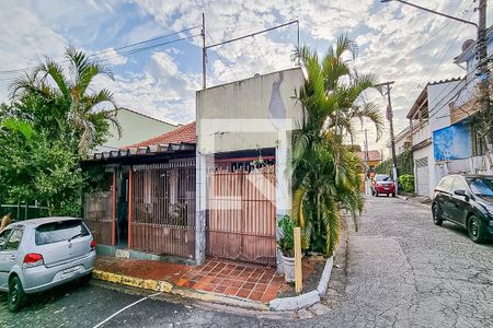 Casa à venda com 131m², 2 quartos e 3 vagasFachada