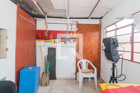 Casa à venda com 131m², 2 quartos e 3 vagasQuarto de Serviço