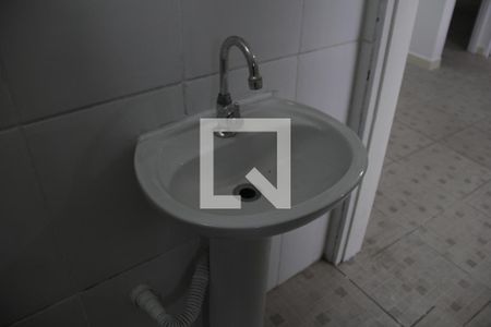 Casa para alugar com 50m², 2 quartos e sem vagaDetalhe banheiro