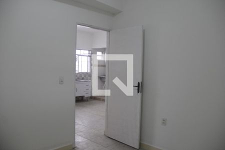 Quarto 1 de casa para alugar com 2 quartos, 50m² em Parque Santa Rosa, Suzano