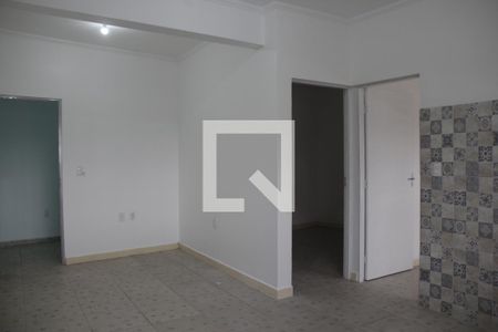 Sala de casa para alugar com 2 quartos, 50m² em Parque Santa Rosa, Suzano