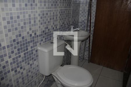 Casa para alugar com 150m², 2 quartos e 2 vagasBanheiro de Serviço