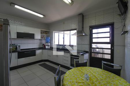 Casa à venda com 400m², 3 quartos e 5 vagasCozinha