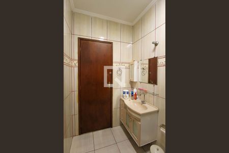 Casa à venda com 400m², 3 quartos e 5 vagasBanheiro da Suíte 2