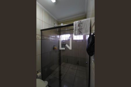 Casa à venda com 400m², 3 quartos e 5 vagasBanheiro da Suíte 3