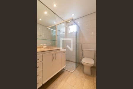 Apartamento à venda com 195m², 4 quartos e 3 vagasBanheiro da Suíte 2