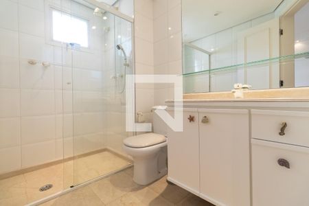 Apartamento à venda com 195m², 4 quartos e 3 vagasBanheiro da Suíte 3