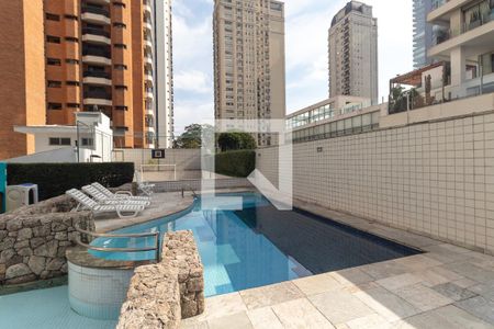 Apartamento à venda com 195m², 4 quartos e 3 vagasPiscina