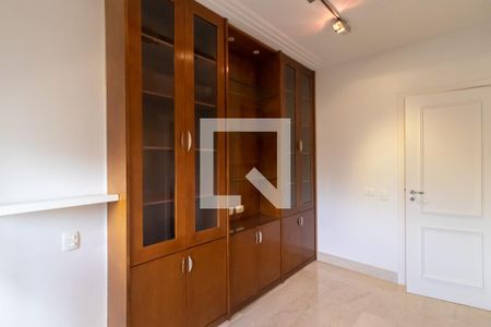 Apartamento à venda com 195m², 4 quartos e 3 vagasSuíte 1