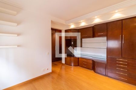 Apartamento à venda com 195m², 4 quartos e 3 vagasSuíte 3