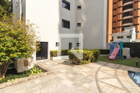 Apartamento à venda com 195m², 4 quartos e 3 vagasÁrea Comum - Playground