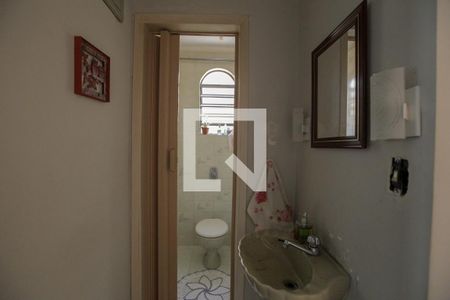 Casa à venda com 130m², 3 quartos e 2 vagasBanheiro 2