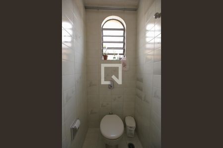 Casa à venda com 130m², 3 quartos e 2 vagasBanheiro 2