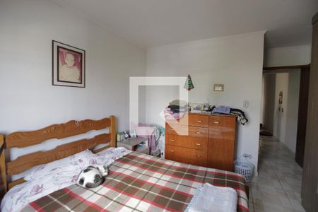 Casa à venda com 130m², 3 quartos e 2 vagassuíte