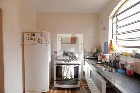 Casa à venda com 130m², 3 quartos e 2 vagasCozinha