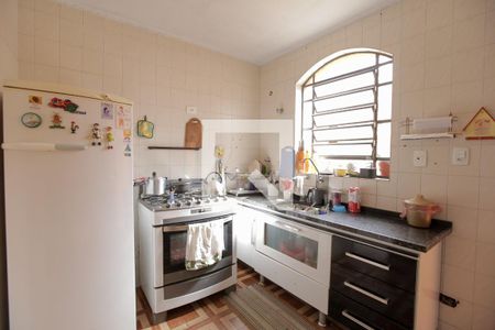 Casa à venda com 130m², 3 quartos e 2 vagasCozinha