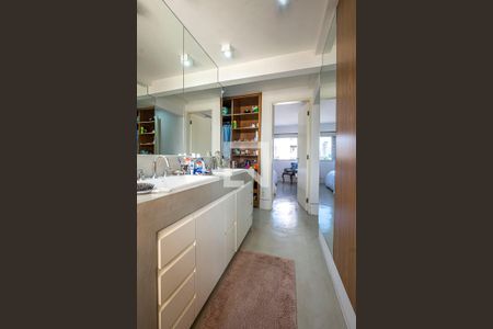 Apartamento para alugar com 100m², 1 quarto e 1 vagaSuíte - Banheiro