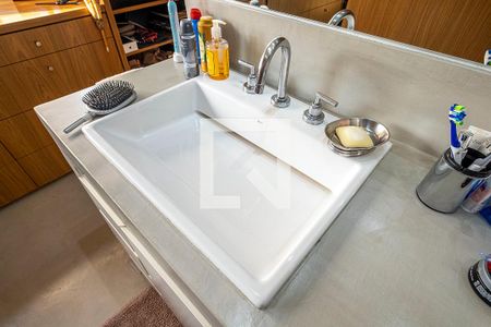 Apartamento para alugar com 100m², 1 quarto e 1 vagaSuíte - Banheiro