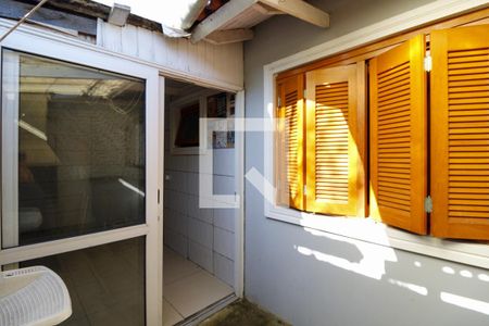 Casa de condomínio à venda com 75m², 2 quartos e 2 vagasQuintal
