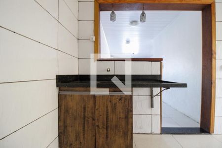 Casa de condomínio à venda com 75m², 2 quartos e 2 vagasCozinha