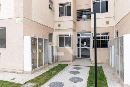 Fachada do bloco de apartamento para alugar com 2 quartos, 42m² em Guaratiba, Rio de Janeiro