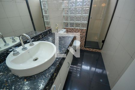 Apartamento para alugar com 153m², 3 quartos e 3 vagas Apartamento para alugar com 153m², 3 quartos e 3 vagasBanheiro