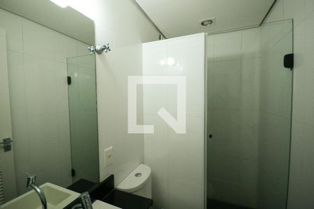 Apartamento para alugar com 153m², 3 quartos e 3 vagas Apartamento para alugar com 153m², 3 quartos e 3 vagasBanheiro de Serviço