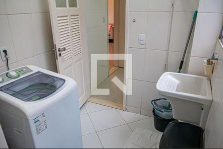 Apartamento à venda com 71m², 2 quartos e 1 vagaarea de serviço