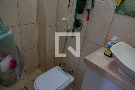 Apartamento à venda com 71m², 2 quartos e 1 vagalavabo