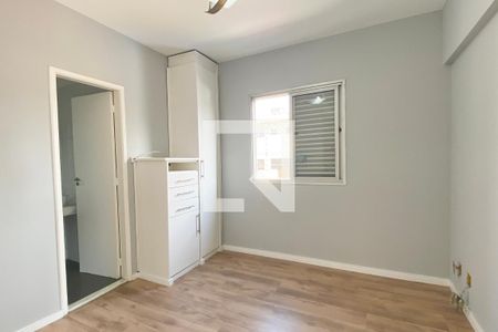 Suíte de apartamento à venda com 3 quartos, 90m² em Vila Boa Vista, Barueri