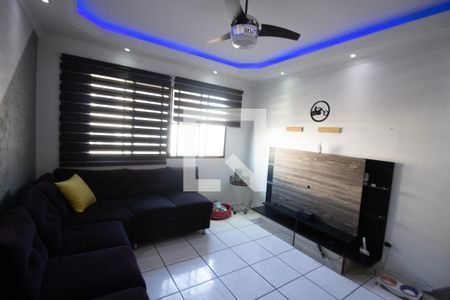 Sala de casa de condomínio à venda com 3 quartos, 135m² em Itaquera, São Paulo
