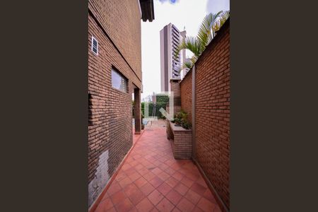 Casa à venda com 410m², 4 quartos e 4 vagasChurrasqueira