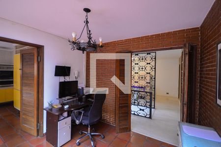 Casa à venda com 410m², 4 quartos e 4 vagasEscritório