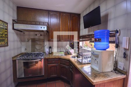 Casa à venda com 410m², 4 quartos e 4 vagasCozinha 2