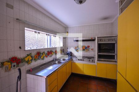 Casa à venda com 410m², 4 quartos e 4 vagasCozinha