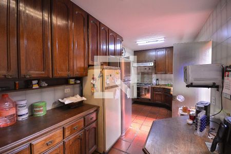 Casa à venda com 410m², 4 quartos e 4 vagasCozinha 2