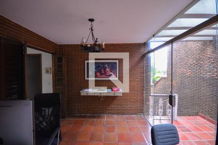 Casa à venda com 410m², 4 quartos e 4 vagasEscritório