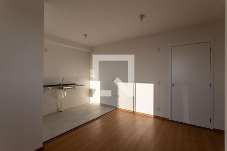 Sala/Cozinha de apartamento à venda com 2 quartos, 44m² em Vila Nhocune, São Paulo