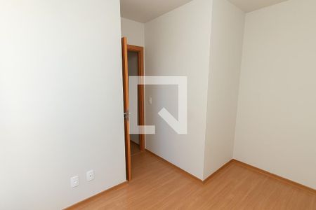 Quarto 1 de apartamento à venda com 2 quartos, 48m² em Rubem Berta, Porto Alegre