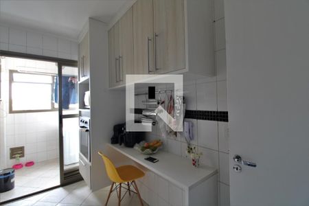 Apartamento à venda com 85m², 3 quartos e 2 vagasCozinha